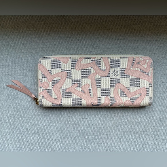 💕 Louis Vuitton Damier Azur Tahitienne Clemence Wallet 💕 - Picture 7 of 16